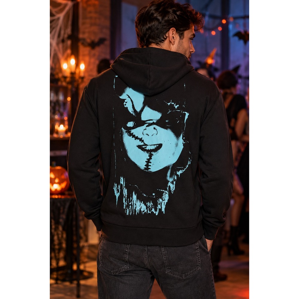 NWT Child's Play Chucky Long Sleeve Fleece Hoodie Wanna Play Graphic M horror